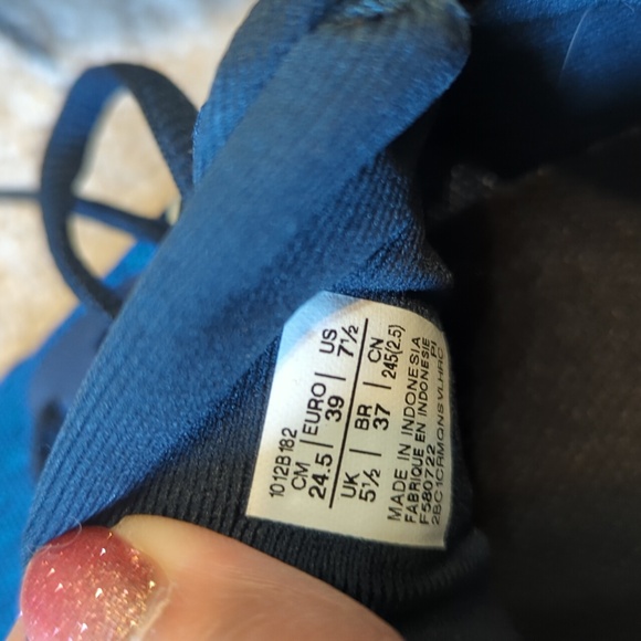 Women's Asics sneakers - Picture 7 of 7